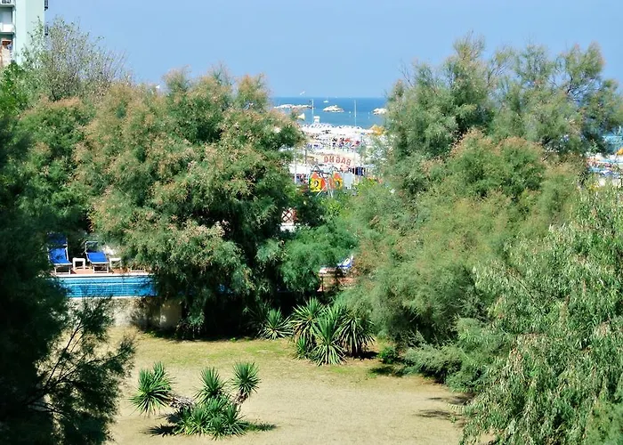 מלון Furia בלריה-איגאה מרינה